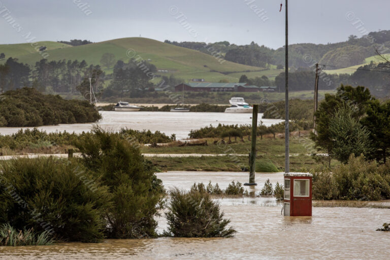 Cyclone Gabrielle in Photos – Ararimu to Clevedon