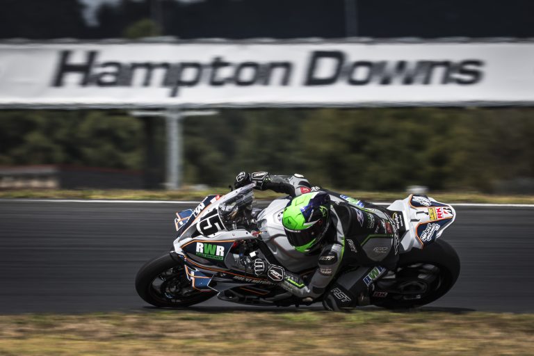 New Zealand motorcycle series selects official tyre supplier