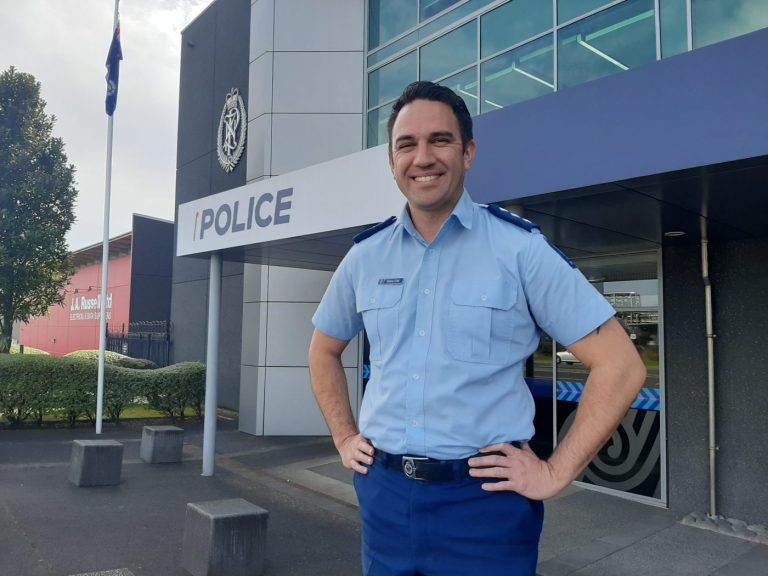 Police issue warning over crooks wearing high-vis