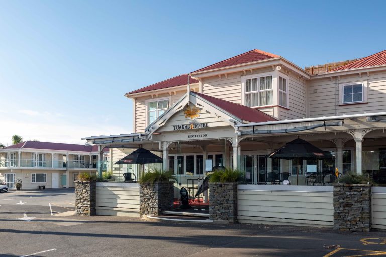 Tuakau Hotel marks 150 years