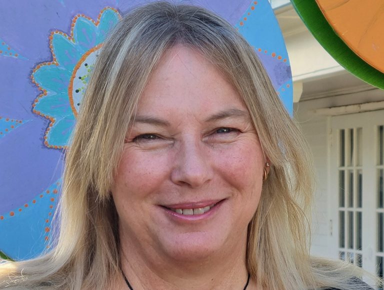 Principal in Person, Robyn Grey of Waipipi School