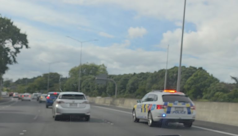 Three arrested after Drury burglary, fleeing car crashes with bus in Papakura