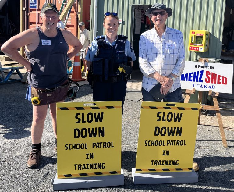 Tuakau Menz Shed aids police