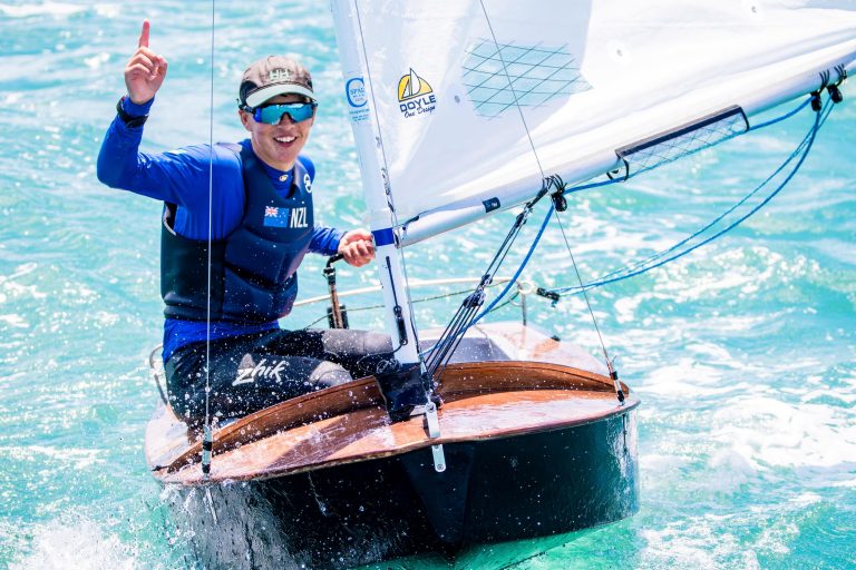 Waiuku sailor defends title