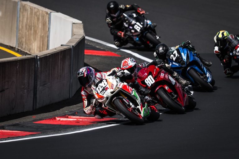 MotoFest delivers thrills at Hampton Downs