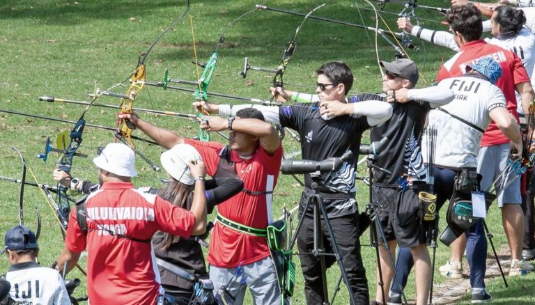 Archery champs – all bull, on the pull