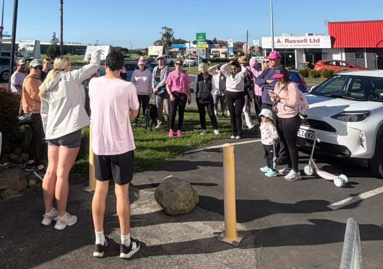 Walk and Coffee – cups up for charity