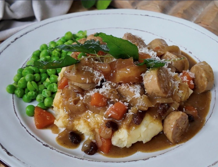 Kiwi Curried Sausages